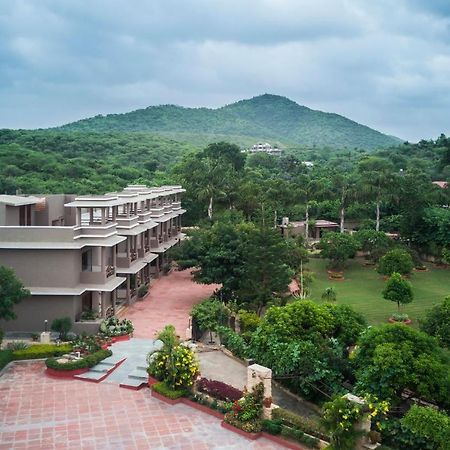 Araliayas Resort & Spa Udaipur Exterior foto